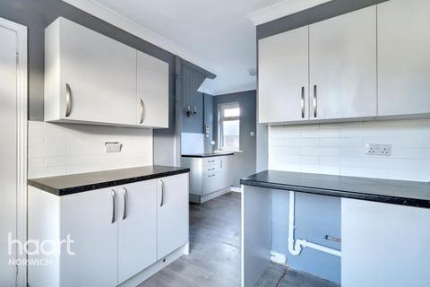 3 bedroom end of terrace house for sale, Brasier Road, Norwich