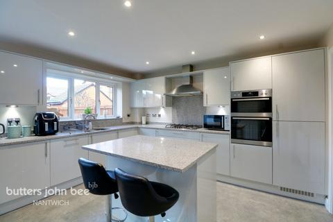 4 bedroom detached house for sale, Bebbington Way, Nantwich