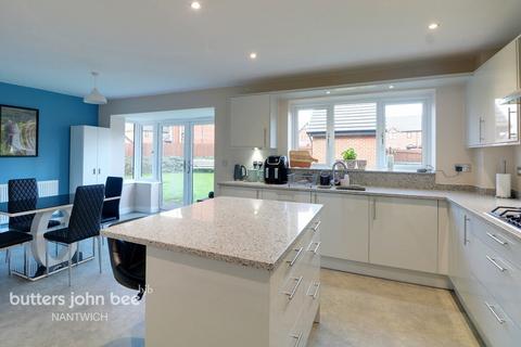 4 bedroom detached house for sale, Bebbington Way, Nantwich