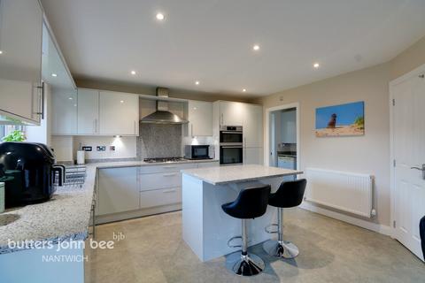 4 bedroom detached house for sale, Bebbington Way, Nantwich