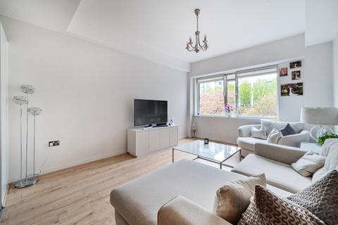 1 bedroom apartment for sale, Great West Road, Brentford