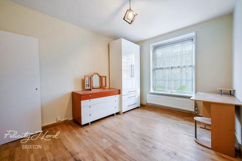 2 bedroom flat for sale, Union Grove, LONDON SW8