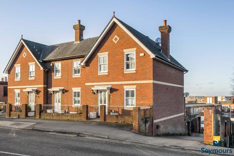2 bedroom end of terrace house for sale, Sydenham Road, Surrey GU1