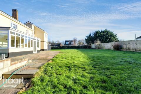 5 bedroom detached house for sale, South Green, Mattishall