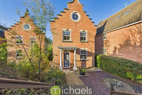4 bedroom detached house for sale, Bays Drive, Halstead, CO9