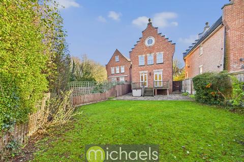 4 bedroom detached house for sale, Bays Drive, Halstead, CO9