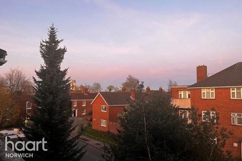 undefined, Regina Road, Norwich
