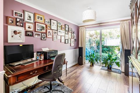 4 bedroom semi-detached house for sale, Manor House Gardens, Edenbridge, Kent