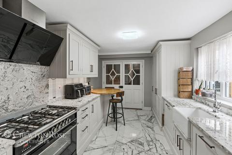 4 bedroom apartment for sale, Creffield Road, Colchester