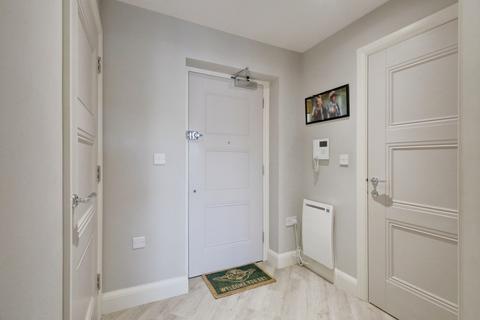 1 bedroom apartment for sale, High Road, Benfleet, SS7