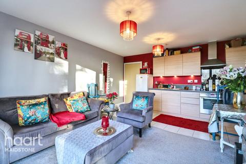 1 bedroom apartment for sale, Sandling Park, Maidstone