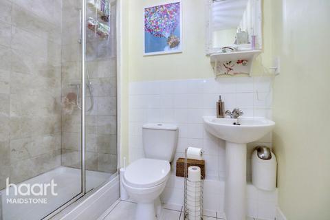 1 bedroom apartment for sale, Sandling Park, Maidstone
