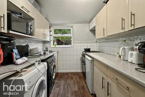 3 bedroom semi-detached house for sale, Albany Road, Wisbech