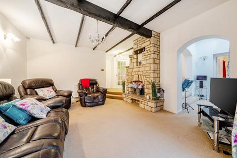 4 bedroom detached house for sale, Cotswold Meadow, Witney, Oxfordshire