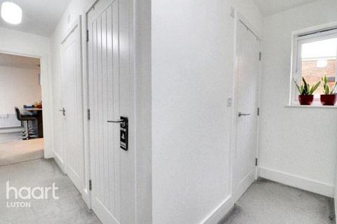 2 bedroom flat for sale, York Street, Luton
