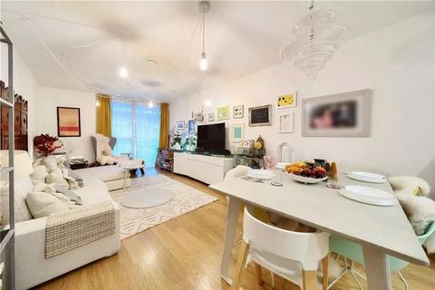 undefined, High Street, Brentford TW8