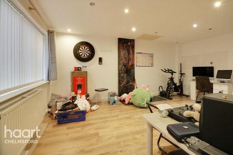 5 bedroom semi-detached house for sale, Park View Crescent, Chelmsford