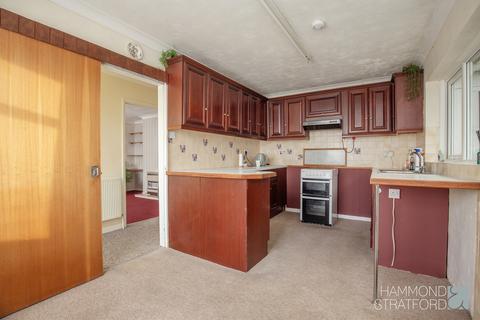 3 bedroom bungalow for sale, Grove Road, Hethersett