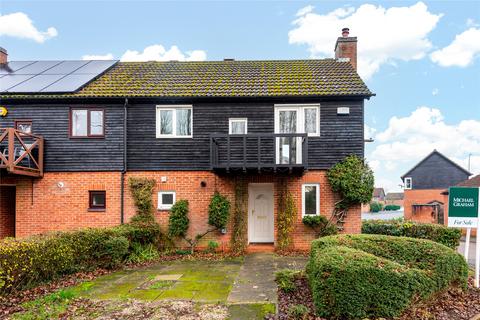 Hobart Crescent, Willen Park, Milton Keynes, Buckinghamshire, MK15