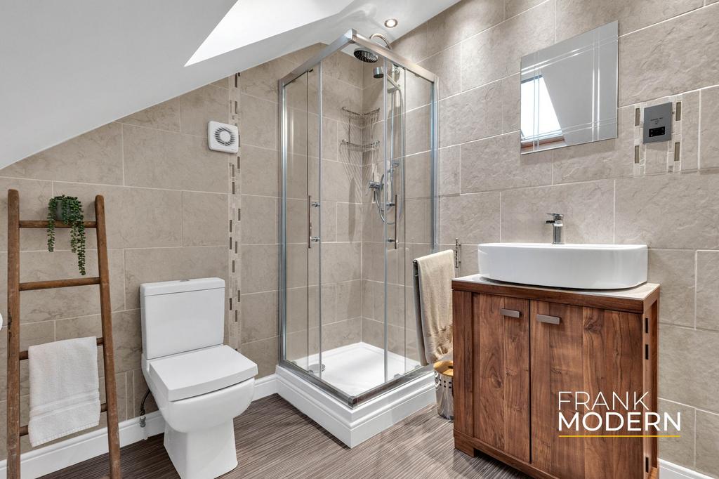 Bedroom Two En-Suite