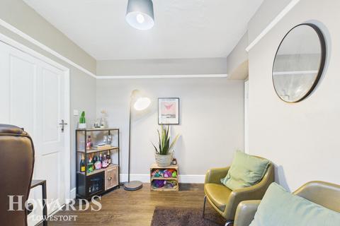 2 bedroom end of terrace house for sale, St Peters Street, Lowestoft
