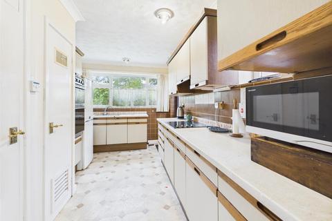 2 bedroom detached bungalow for sale, Norwich Road, Cromer