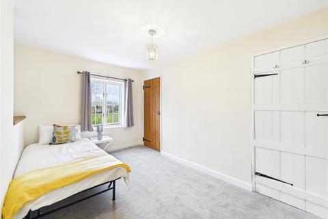 3 bedroom terraced house for sale, Cross Street, Sudbury, Suffolk, CO10