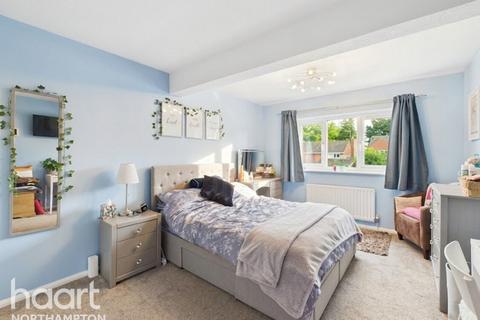 undefined, Paddock Close, Northampton