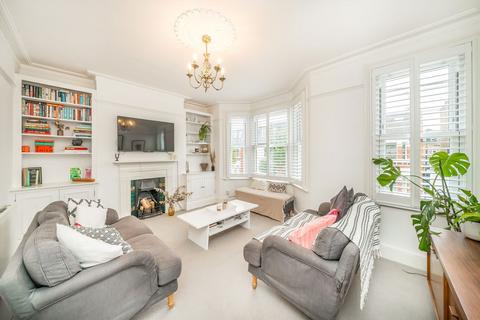 4 bedroom flat for sale, Queensmill Road, London SW6