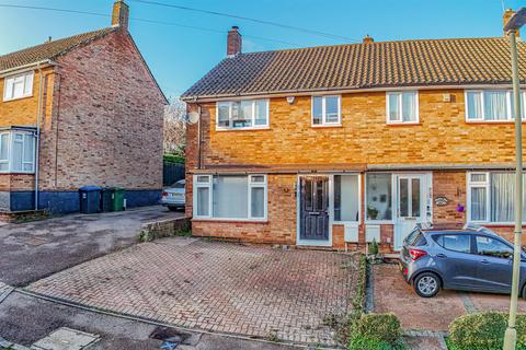 4 bedroom semi-detached house for sale, Peartree Road, Hemel Hempstead, HP1