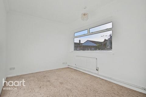 2 bedroom bungalow for sale, Spencer Close, West Walton