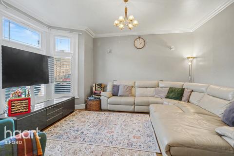 4 bedroom end of terrace house for sale, Lansdowne Road, Ilford