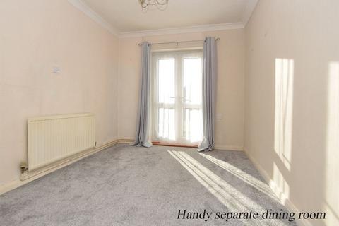 3 bedroom end of terrace house for sale, Columbia Way, King's Lynn PE30