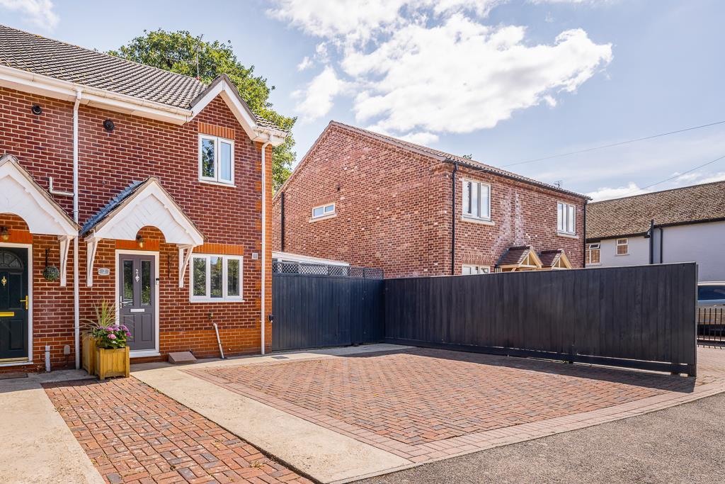 2 Brayfields (Pinchbeck)-1.jpg