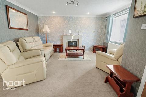 2 bedroom detached bungalow for sale, Brigg Grove, Doddington Park