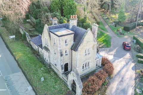 3 bedroom detached house for sale, Hady Hill, Hady, Chesterfield, S41