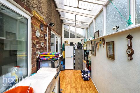 3 bedroom semi-detached house for sale, Primrose Hill, Kings Langley