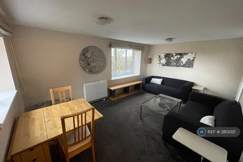 2 bedroom flat to rent, Kenton, Newcastle Upon Tyne, NE3