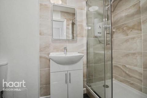 3 bedroom terraced house for sale, Merryhills Close, Biggin Hill