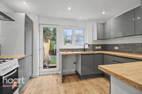 undefined, Merryhills Close, Biggin Hill