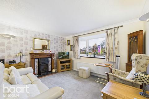 3 bedroom detached bungalow for sale, Meadow Way, Welton