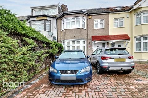 4 bedroom terraced house for sale, Martley Drive, Gants Hill