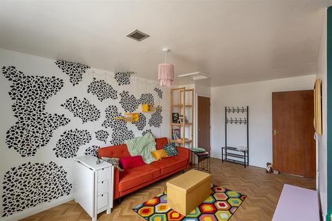 1 bedroom flat for sale, Clarendon House, Clayton Street West, Newcastle upon Tyne