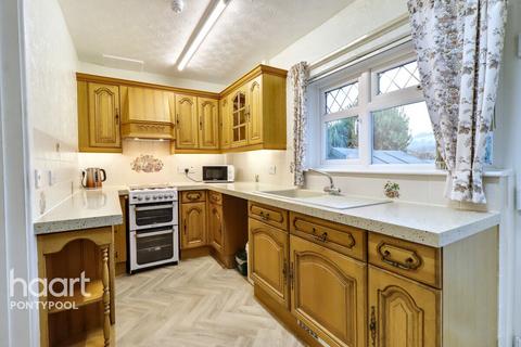 3 bedroom semi-detached house for sale, Picton Road, Pontypool