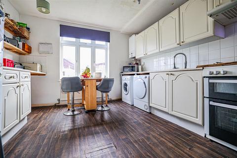 3 bedroom semi-detached house for sale, St. Albans Hill, Hemel Hempstead, HP3