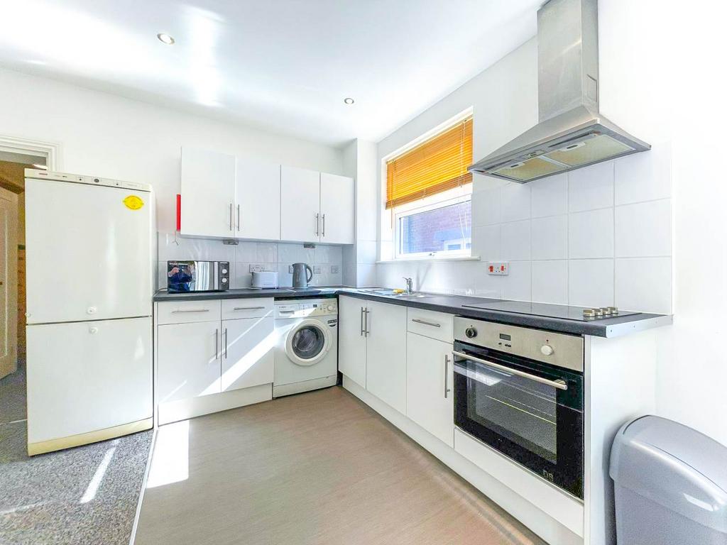 6 undecliff kitchen