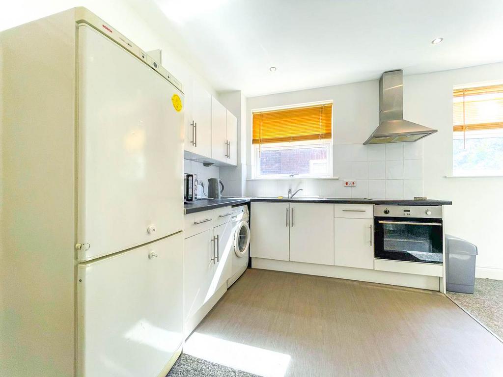 6 undecliff kitchen
