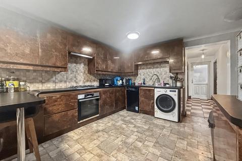 4 bedroom terraced house for sale, Magnolia Street, West Drayton, UB7