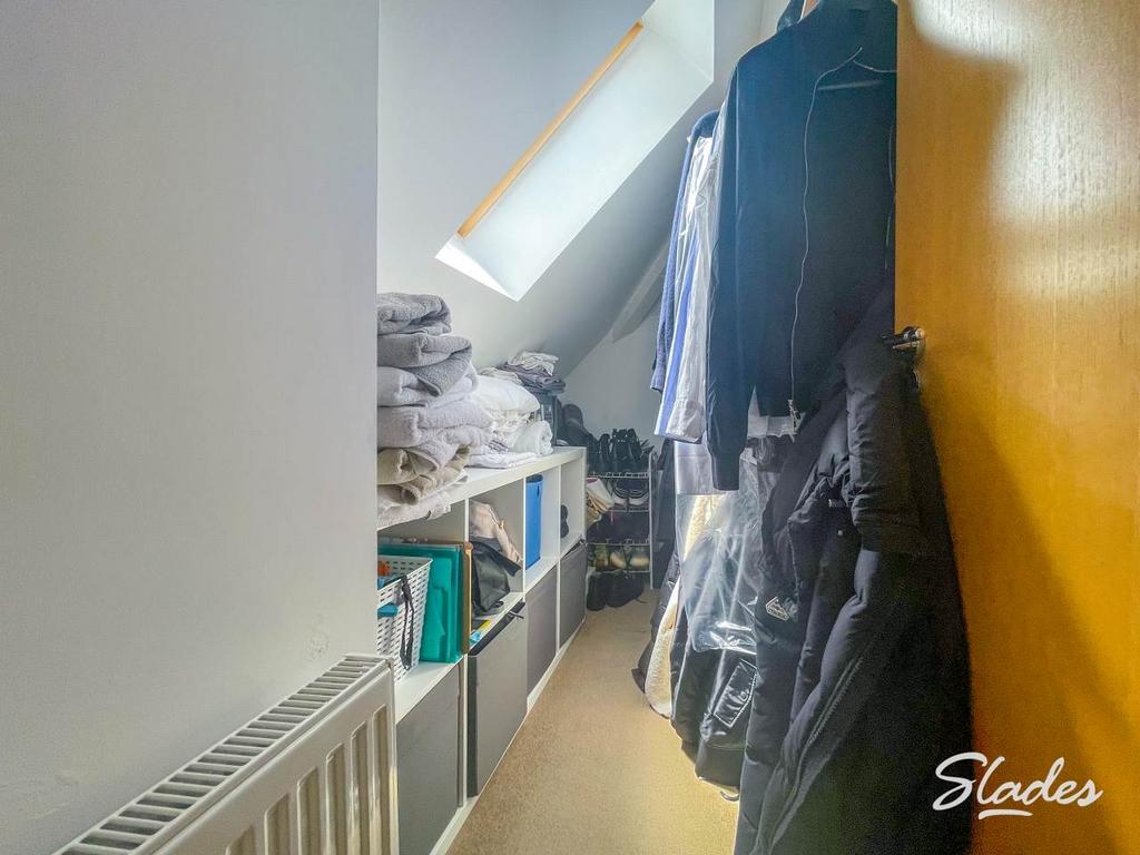 Walk in wardrobe