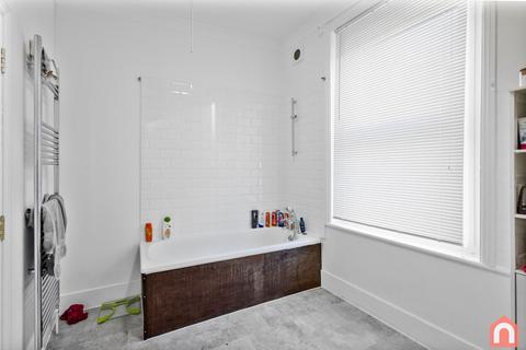 3 bedroom terraced house for sale, Tontine Street, Folkestone CT20